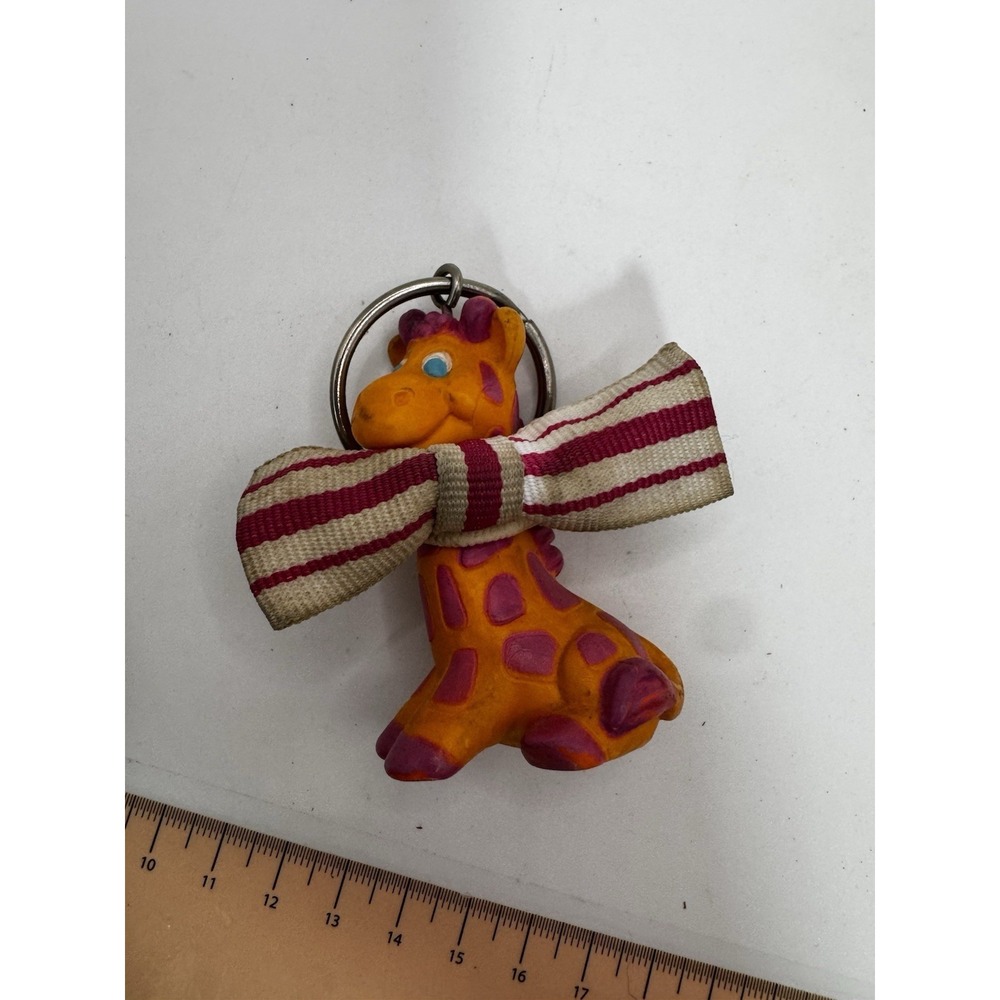 Vintage 1993 Avon Key To Cuteness Keychain Circus Giraffe *No Box‎
